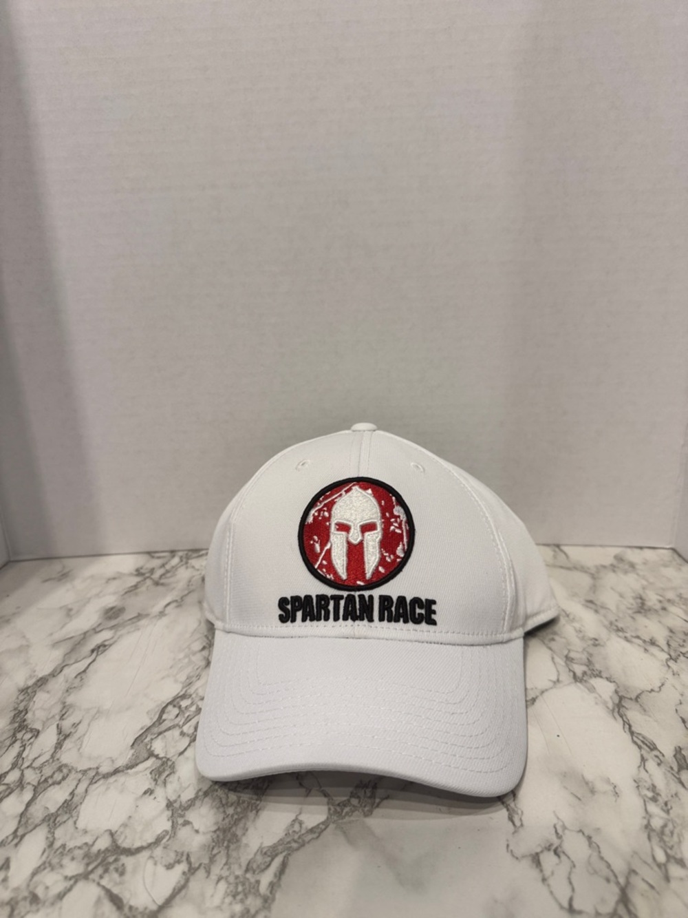 Unisex Reebok White Spartan Race Baseball Cap w/ Red Logo sz L / XL